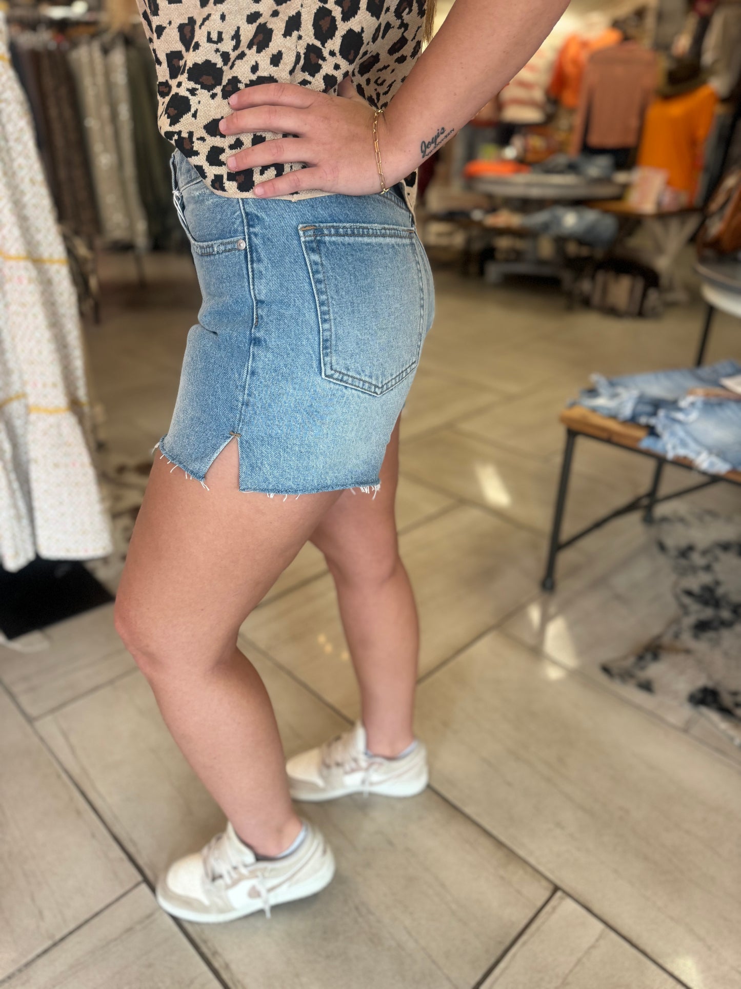 Odessa Shorts