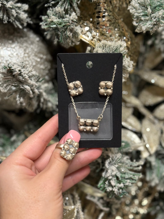 Square 3 Piece Set