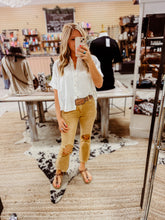 Load image into Gallery viewer, peyton jeans
