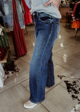 Load image into Gallery viewer, mila jeans
