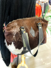 Load image into Gallery viewer, Cotton +Hairon Leather Bag 2598
